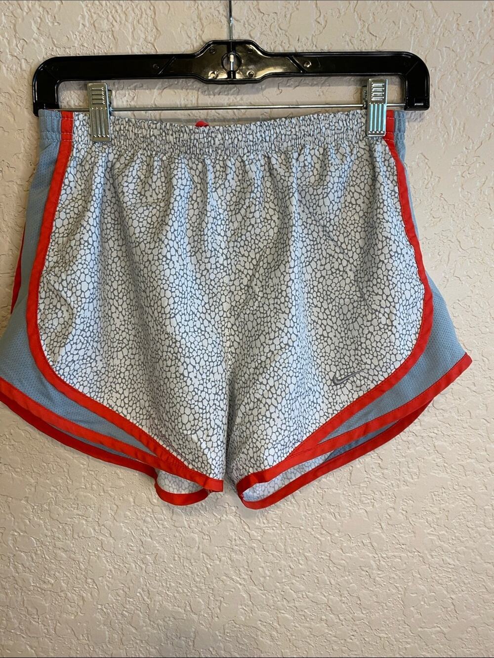 Nike Women’s White/Gray Tempo Lined Shorts
size small